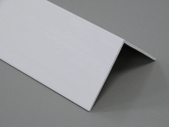 Profil d’angle blanc en PVC - Dimensions 50 mm