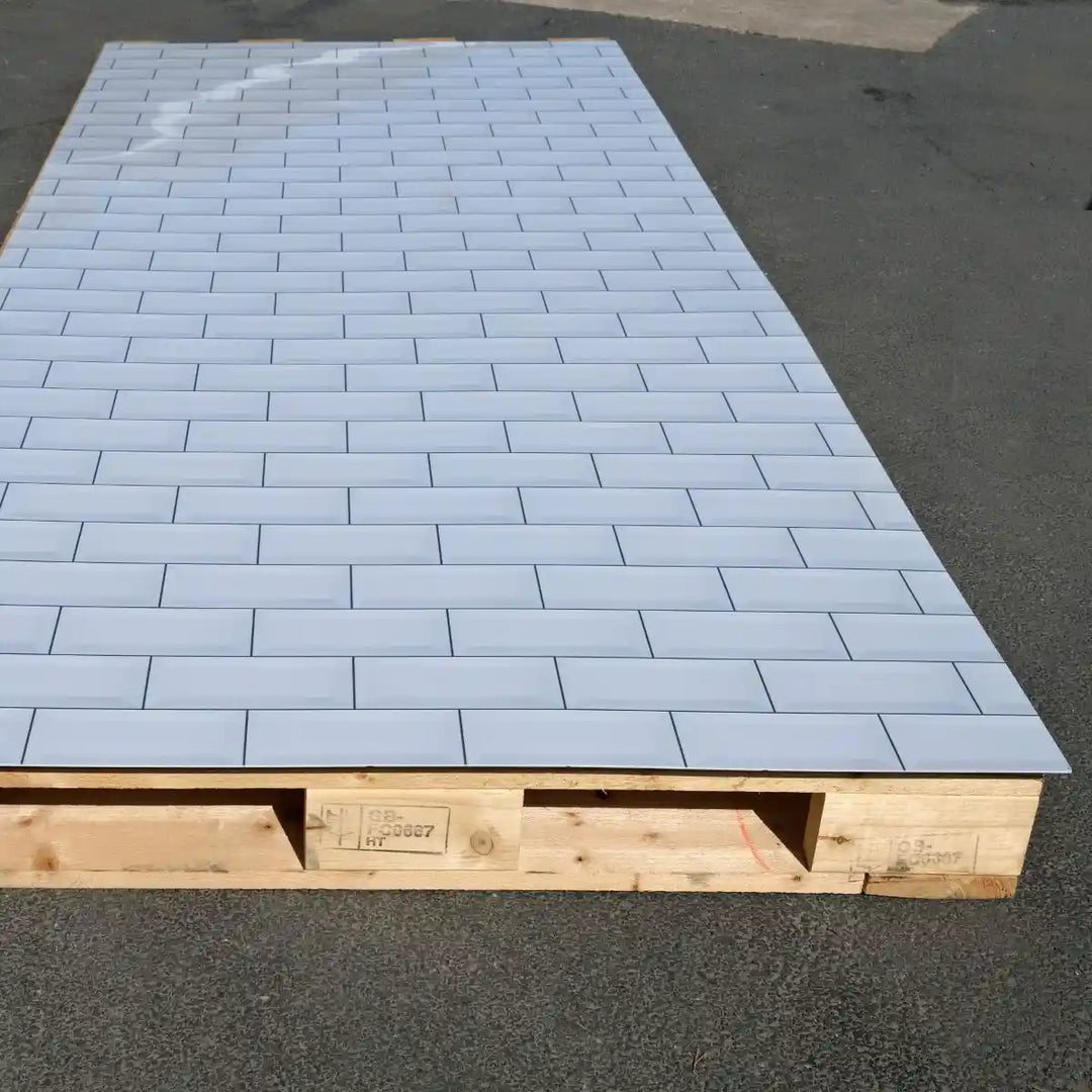 Plaque PVC décorative effet carrelage métro blanc – 2.5 mm – 3000 x 1220 mm