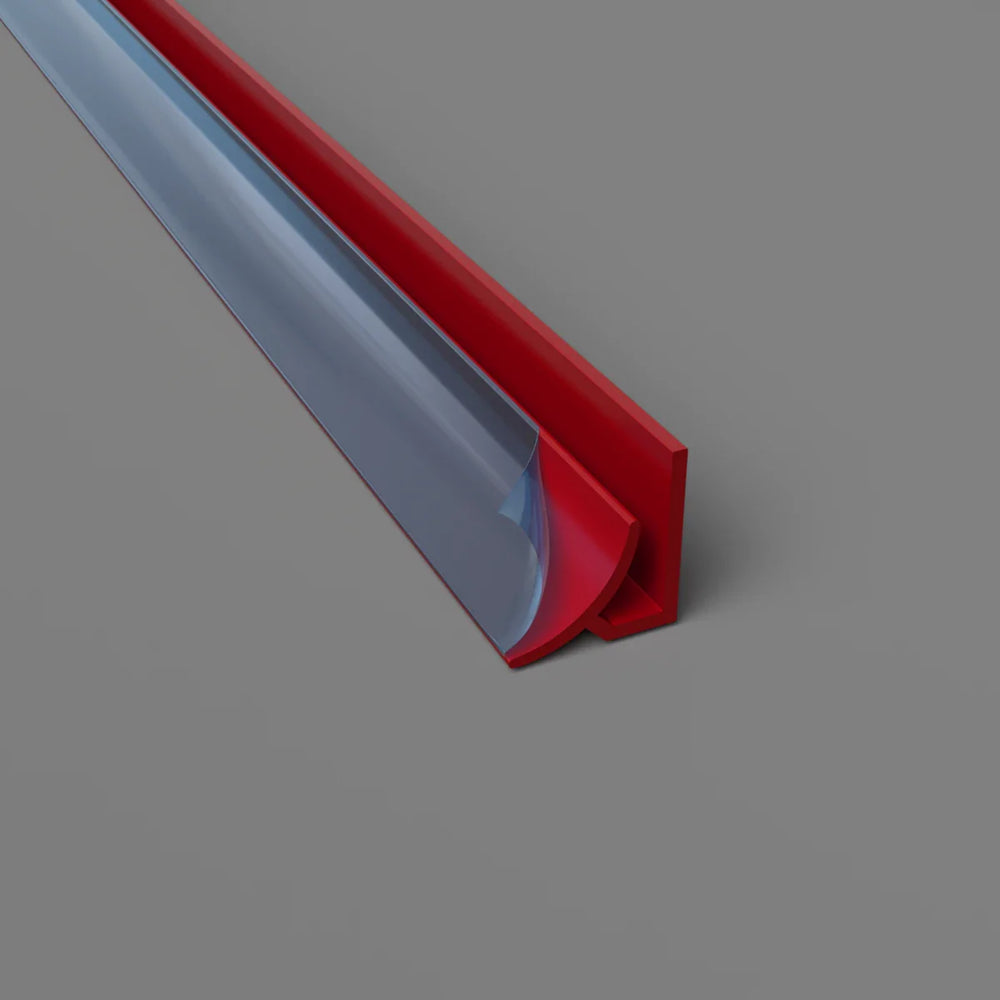 Finition professionnelle avec profilé d'angle interne rouge pour revêtement mural, compatible avec des feuilles jusqu'à 3 mm d'épaisseur