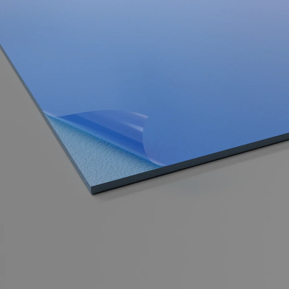 Protection murale 2 mm bleu atlantique, durable et hygiénique, conçue pour résister aux conditions exigeantes des environnements professionnels.