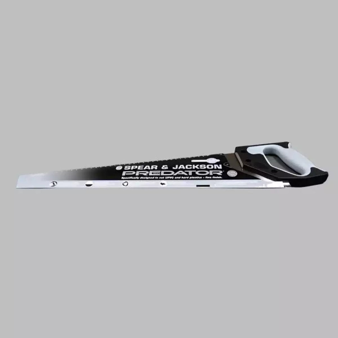 Scie spécialement conçue pour couper le PVC avec précision et facilité.