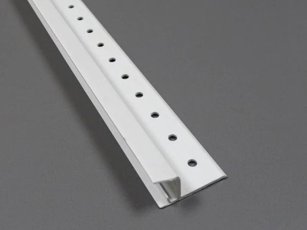Profil étanche CLADSEAL, longueur 1850 mm, idéal pour assurer une étanchéité durable.