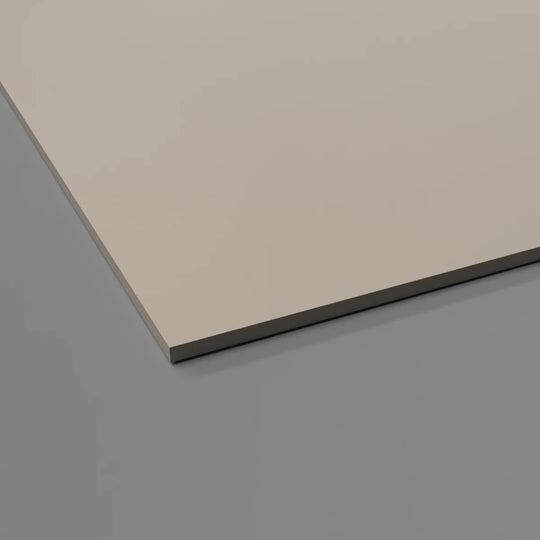 Plaque murale hygiénique taupe 2,5 mm avec finition satinée, parfaite pour bardage décoratif intérieur et installations professionnelles.
