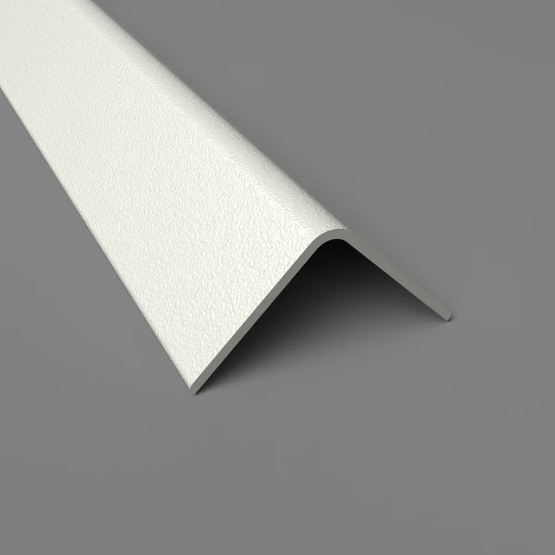 Angle de protection murale couleur perle 50mm installé dans un environnement médical