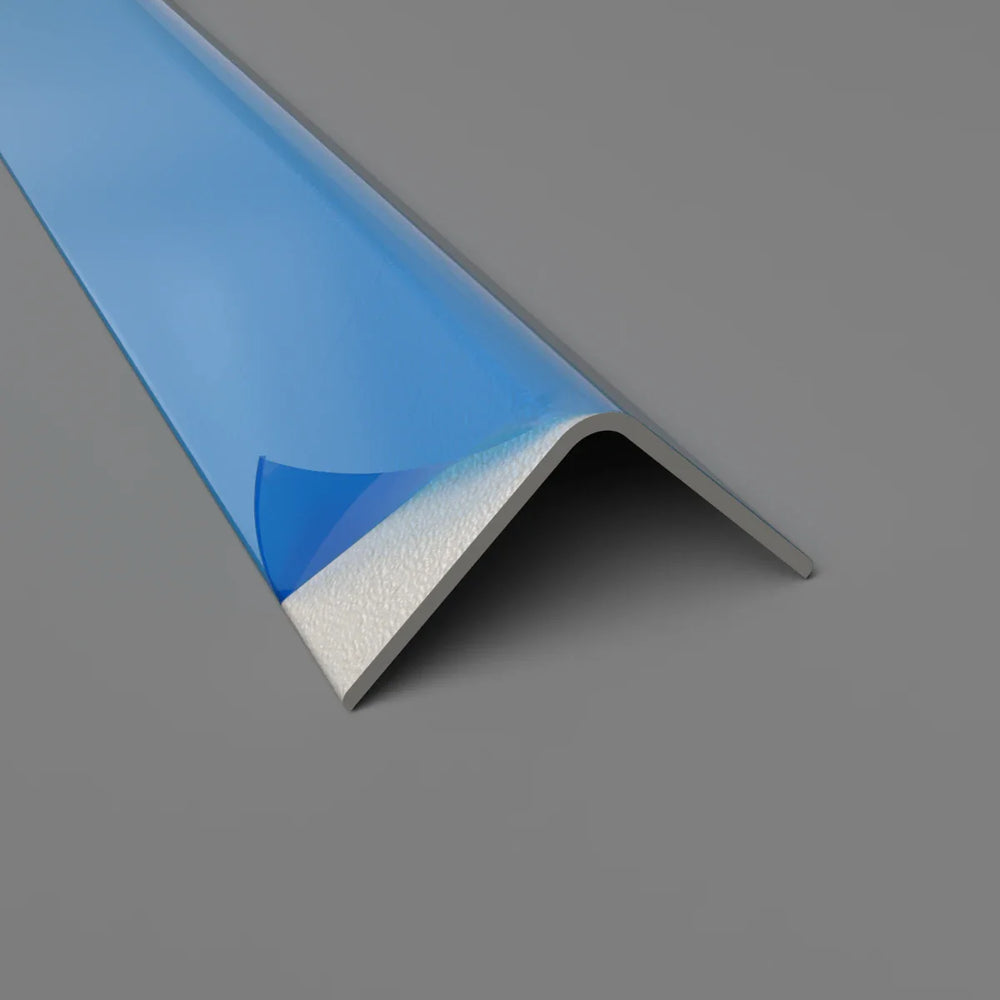 Angle de protection murale gris ciment 50mm pour un hôpital ou une brasserie