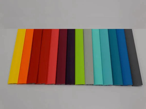 Profil de séparation en PVC couleur vert pomme, format H, combinant solidité et design éclatant.
