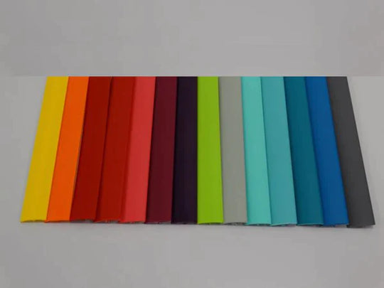 Profil de séparation en PVC couleur vert pomme, format H, combinant solidité et design éclatant.