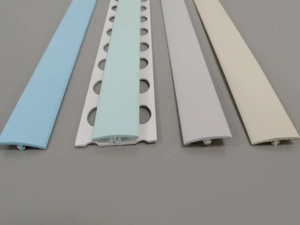 Profilé H en PVC gris pastel - Jonction et finition