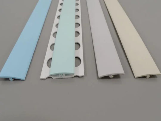 Profilé H en PVC gris pastel - Jonction et finition