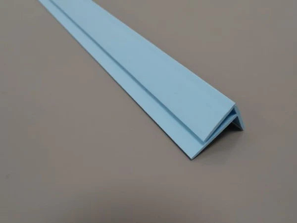 Profil d’angle extérieur en F - PVC bleu pastel, élégant et fonctionnel