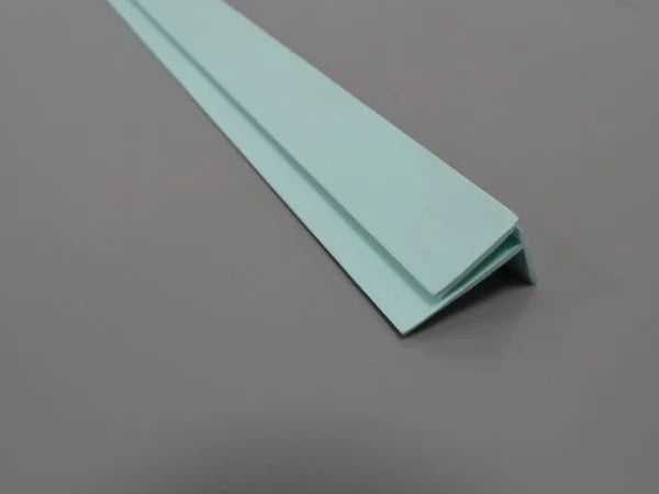 Coin à rayon interne en PVC vert pastel - Finition élégante