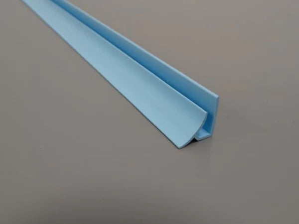 Profil de coin à rayon interne en PVC bleu pastel - Finition douce et hygiénique