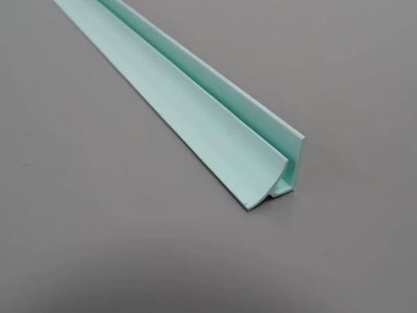 Profil de coin à rayon interne - PVC vert pastel