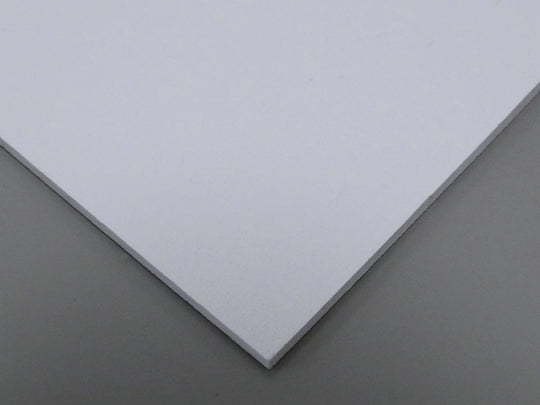 Protection murale antibactérienne, coloris blanc ou ivoire, épaisseur de 2 mm.