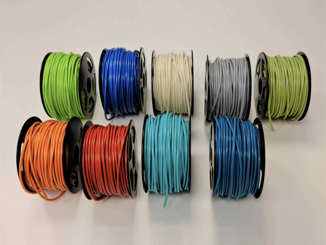 Bobine de tige de soudure 50m, couleur  adaptée aux projets nécessitant des soudures discrètes et esthétiques.